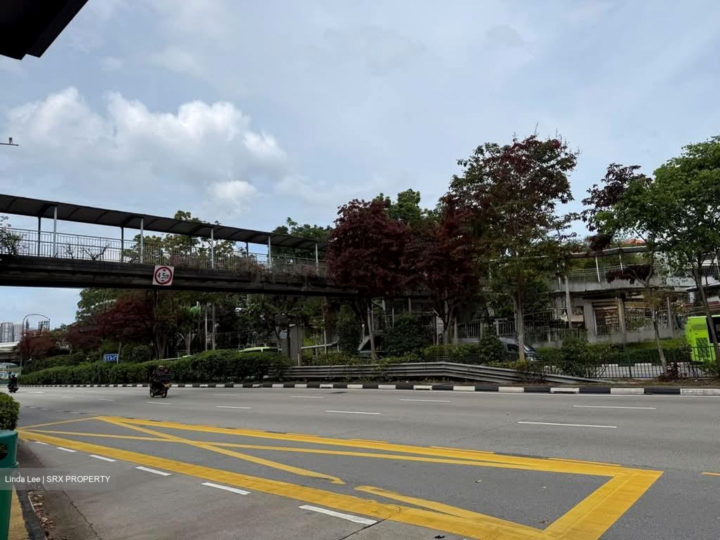 Blk 304 Hong Kah East Garden (Jurong East), HDB 4 Rooms #545836751